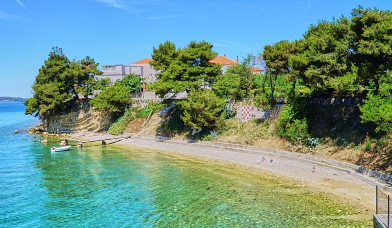 Holiday Home Bajlo Apartment With Three Bedrooms Zadar Exterior photo